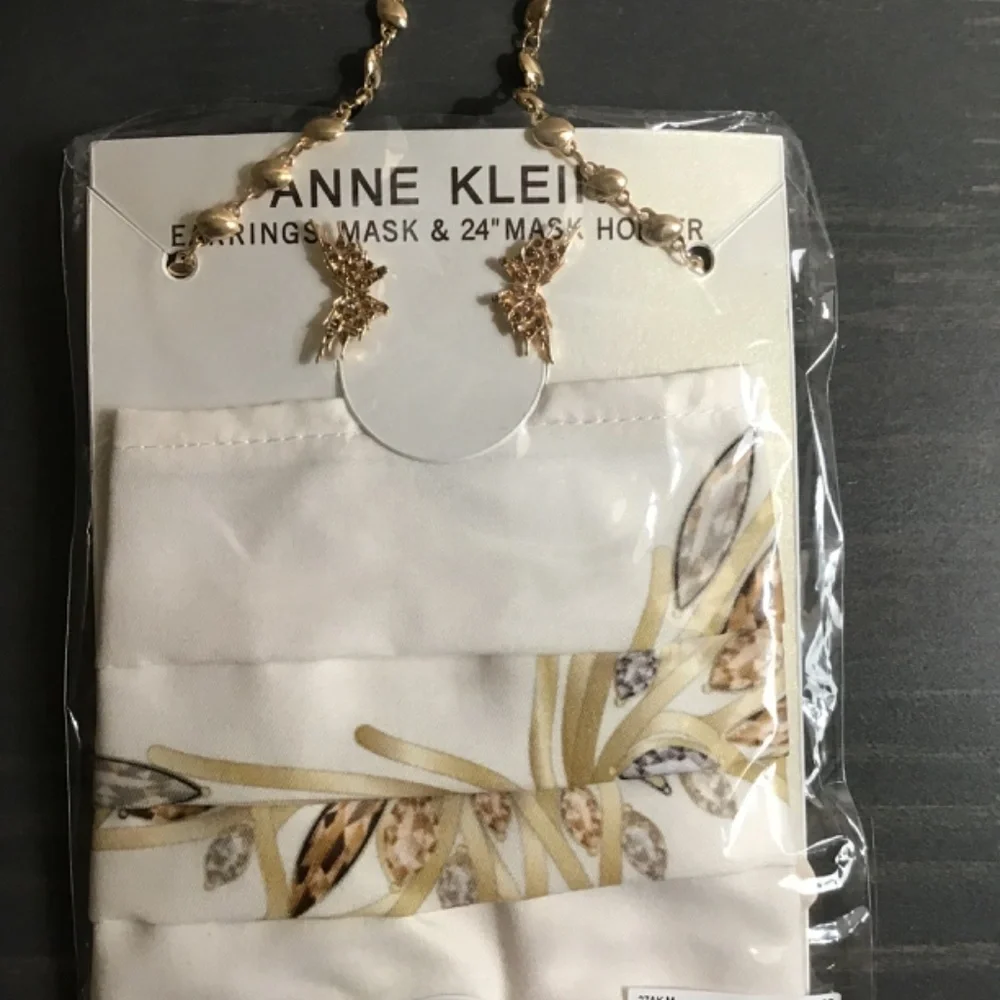 ANNE KLEIN Gold-Tone Pavé Butterfly Stud Earrings & Printed Face Mask Set